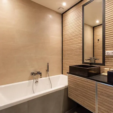 De Luxe A 5 Min Des Champs Feriehus