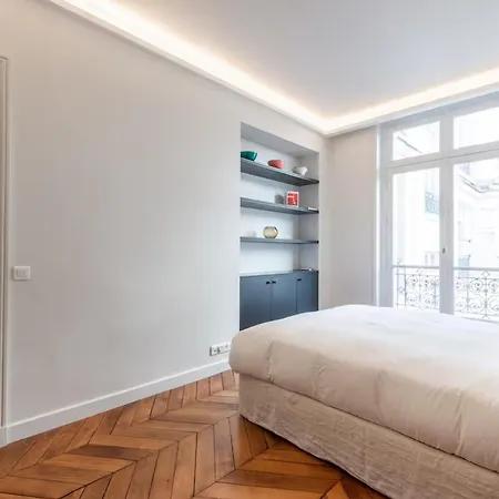 De Luxe A 5 Min Des Champs Feriehus