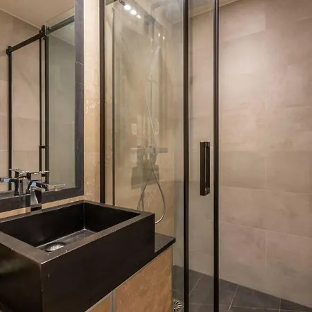 De Luxe A 5 Min Des Champs Paris