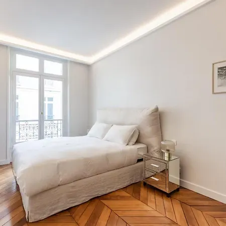 De Luxe A 5 Min Des Champs * Paris