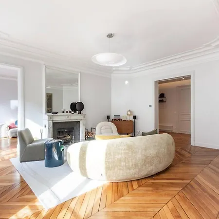 De Luxe A 5 Min Des Champs Feriehus